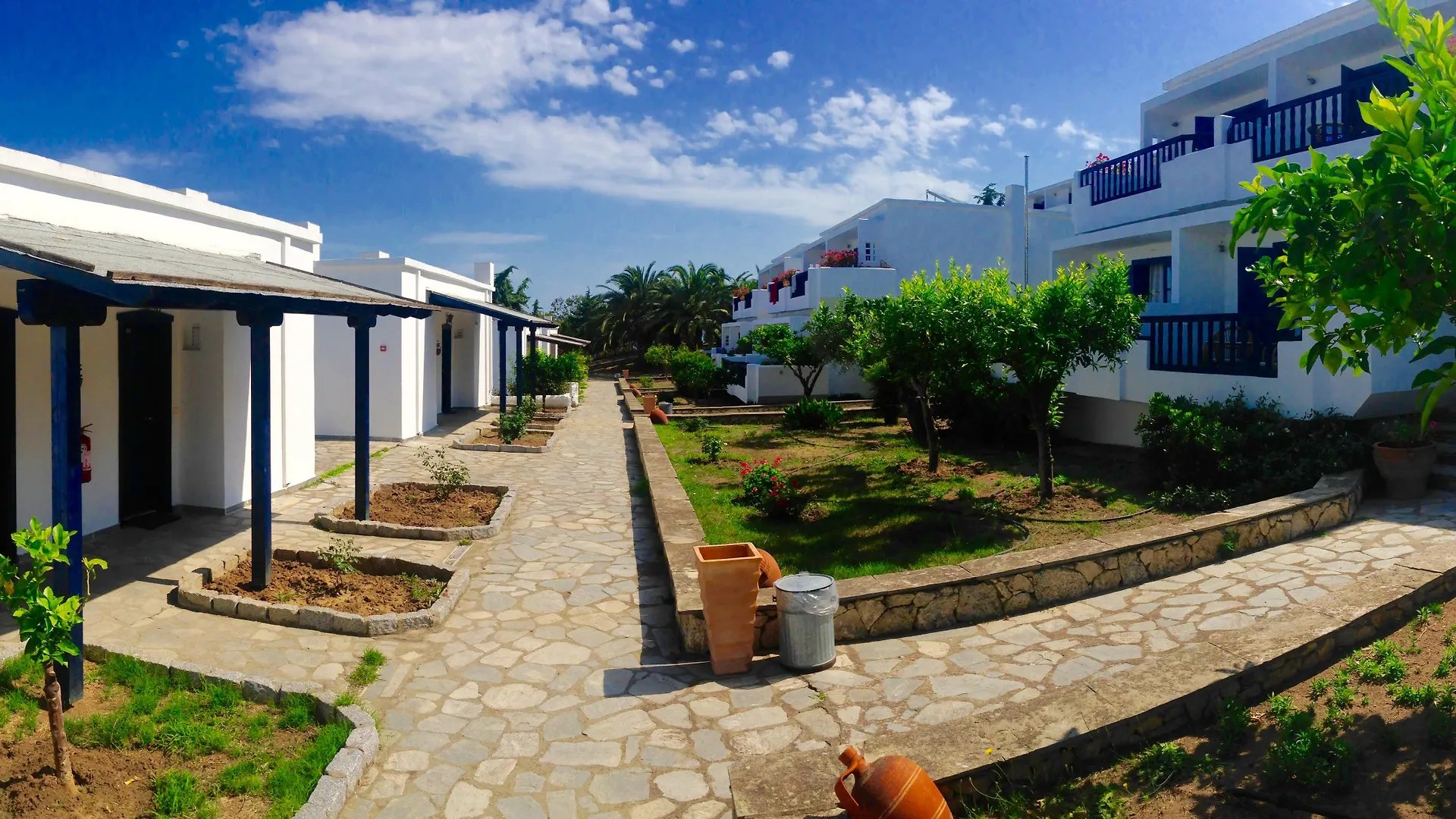 Agionissi Resort Ammouliani